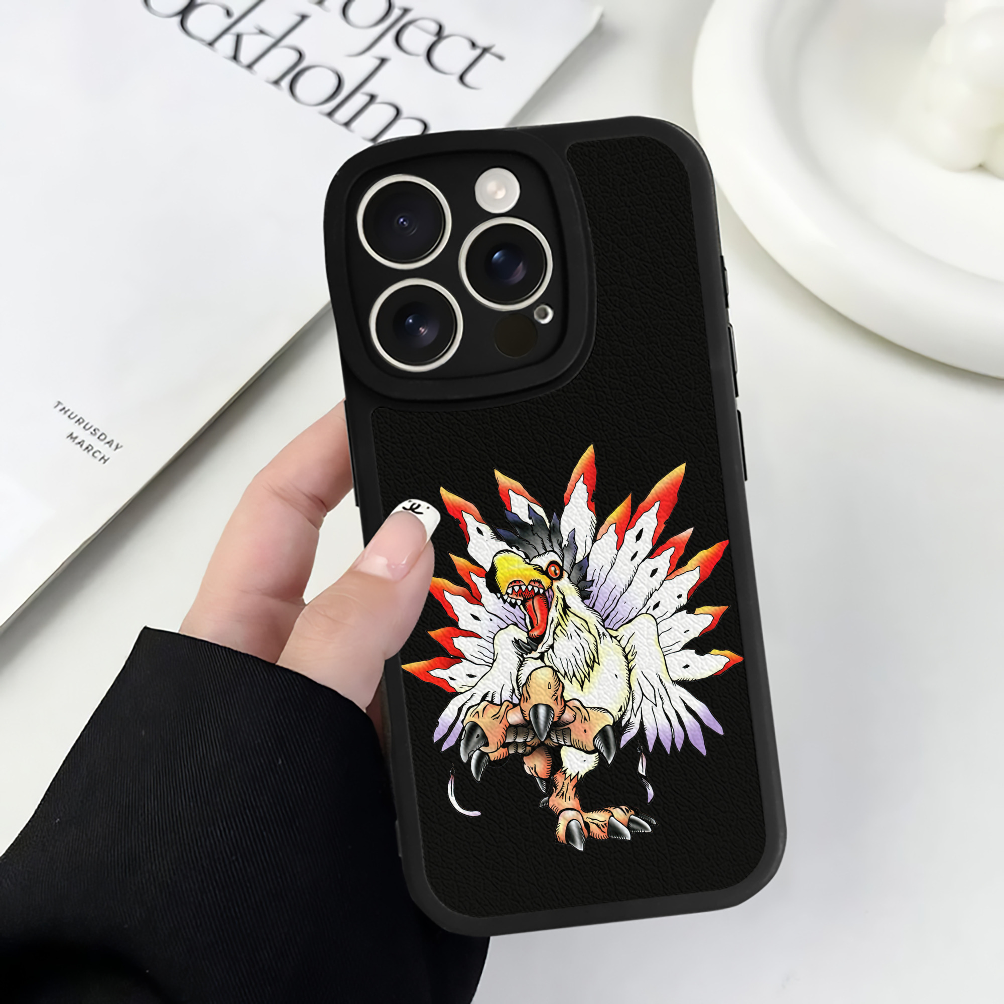 （画像用） Digimon デジタルモンスター/デジモン 【iPhone 16シリーズ対応】シリコンスマホケース（レザー調） 材質：シリコン